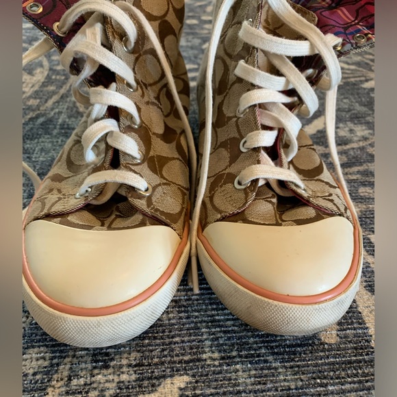 Coach high top tennis shoes, size 8.5B - Picture 8 of 11